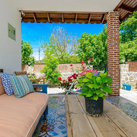 Villa Kayaköy'de özel Havuzlu 6 Kişilik Lavender Fethiye