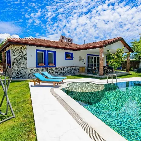 Kayaköy'de özel Havuzlu 6 Kişilik Lavender Fethiye