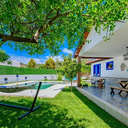 Villa Kayaköy'de özel Havuzlu 6 Kişilik Lavender Fethiye
