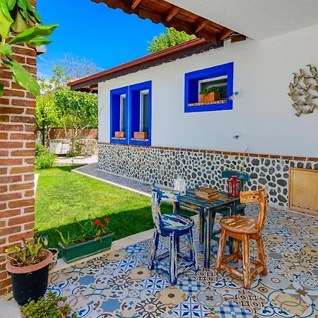 Villa Kayaköy'de özel Havuzlu 6 Kişilik Lavender Fethiye
